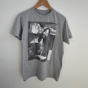 Snoop Dogg grey graphic tee